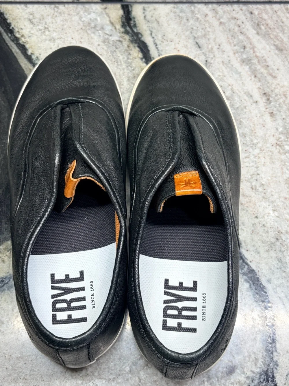 Frye Women’s 7.5 Black Leather Slip-On Sneakers Loafers White Sole